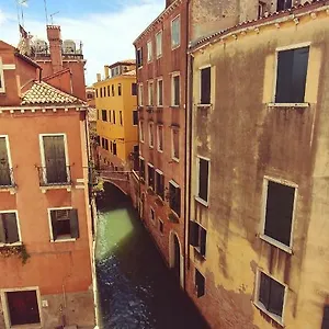  Appartement Mansarda Querini
